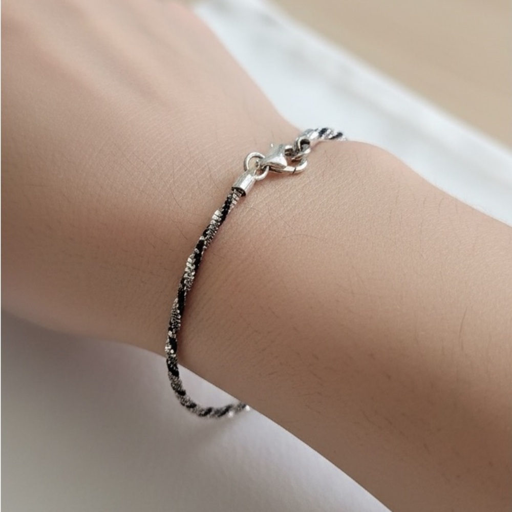 925 Sterling Silver and Black Rhodium Twisted Bracelet (Made in Italy) - NEW